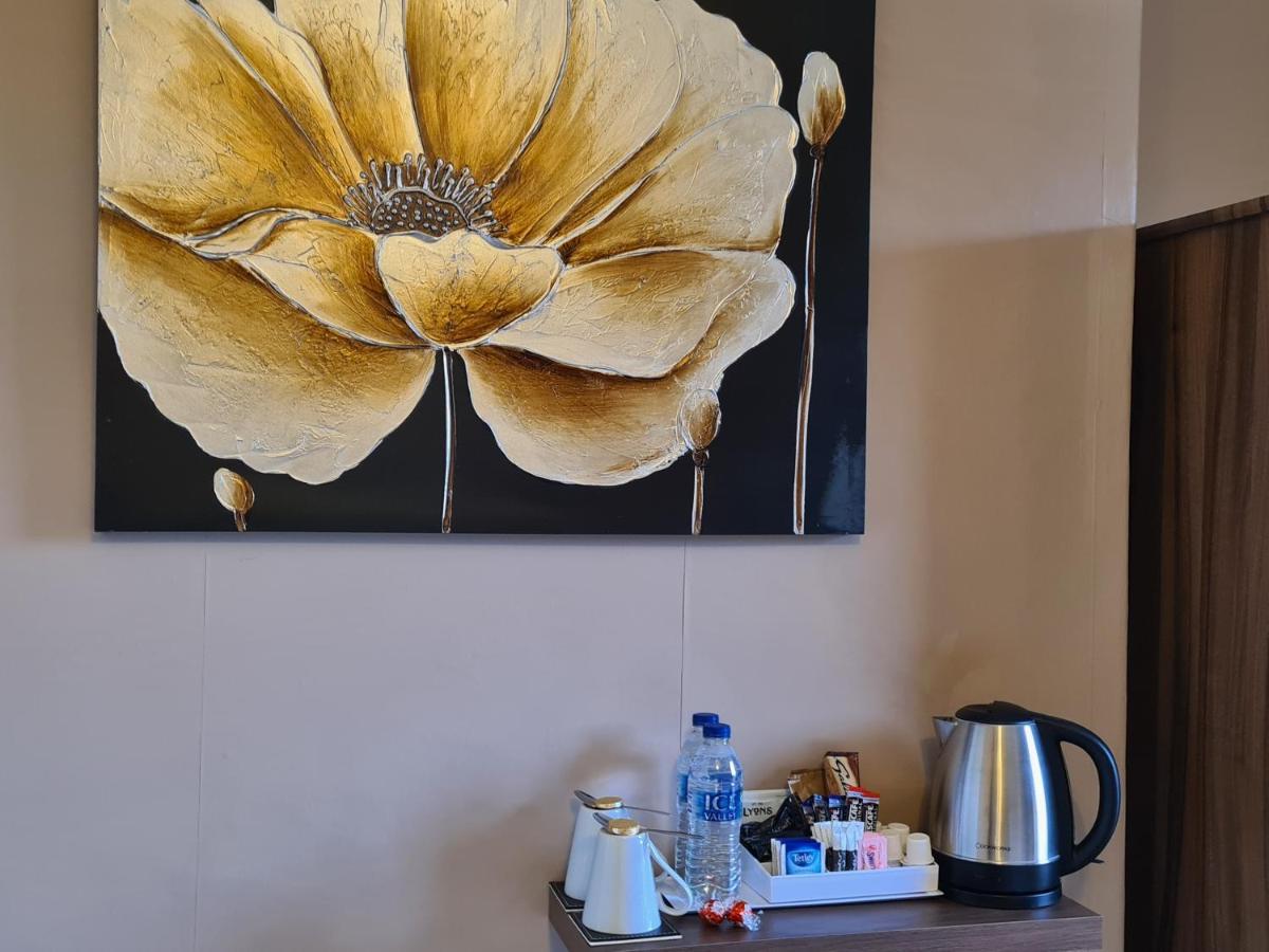 The Penkelie Hotel เซาท์พอร์ต ภายนอก รูปภาพ