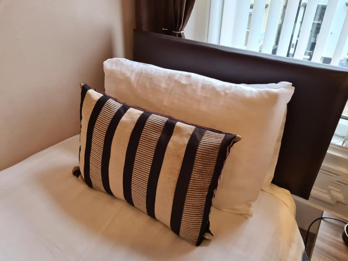 The Penkelie Hotel เซาท์พอร์ต ภายนอก รูปภาพ