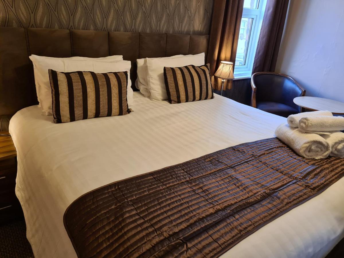 The Penkelie Hotel เซาท์พอร์ต ภายนอก รูปภาพ