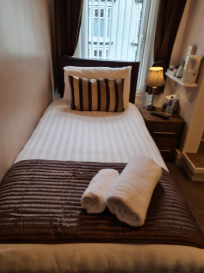The Penkelie Hotel เซาท์พอร์ต ภายนอก รูปภาพ