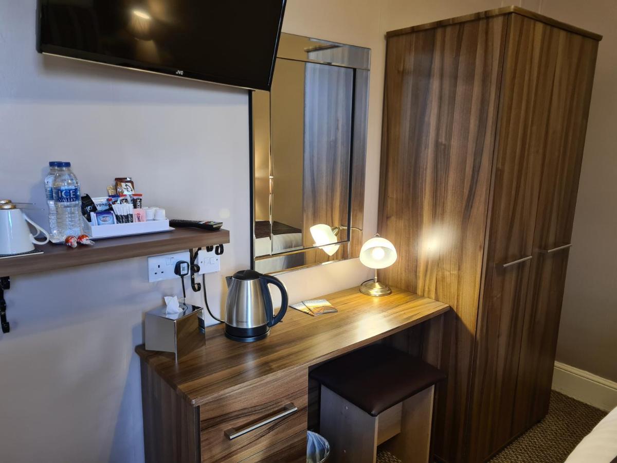 The Penkelie Hotel เซาท์พอร์ต ภายนอก รูปภาพ